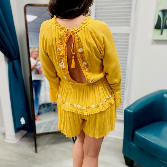 NWT ANTHRO | $145 Raga Open Back Romper - Picture 3 of 6